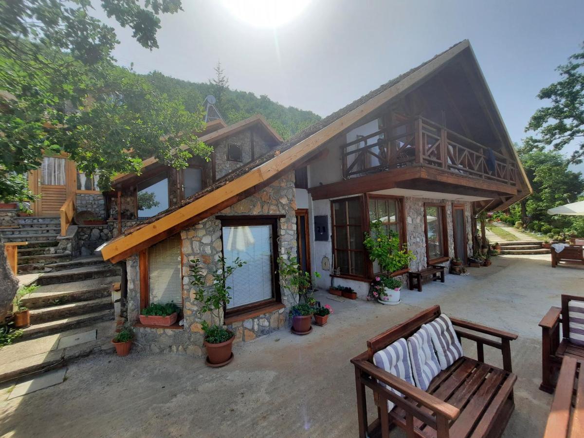 Robinson Sunset Guest House Lagadin Exterior foto