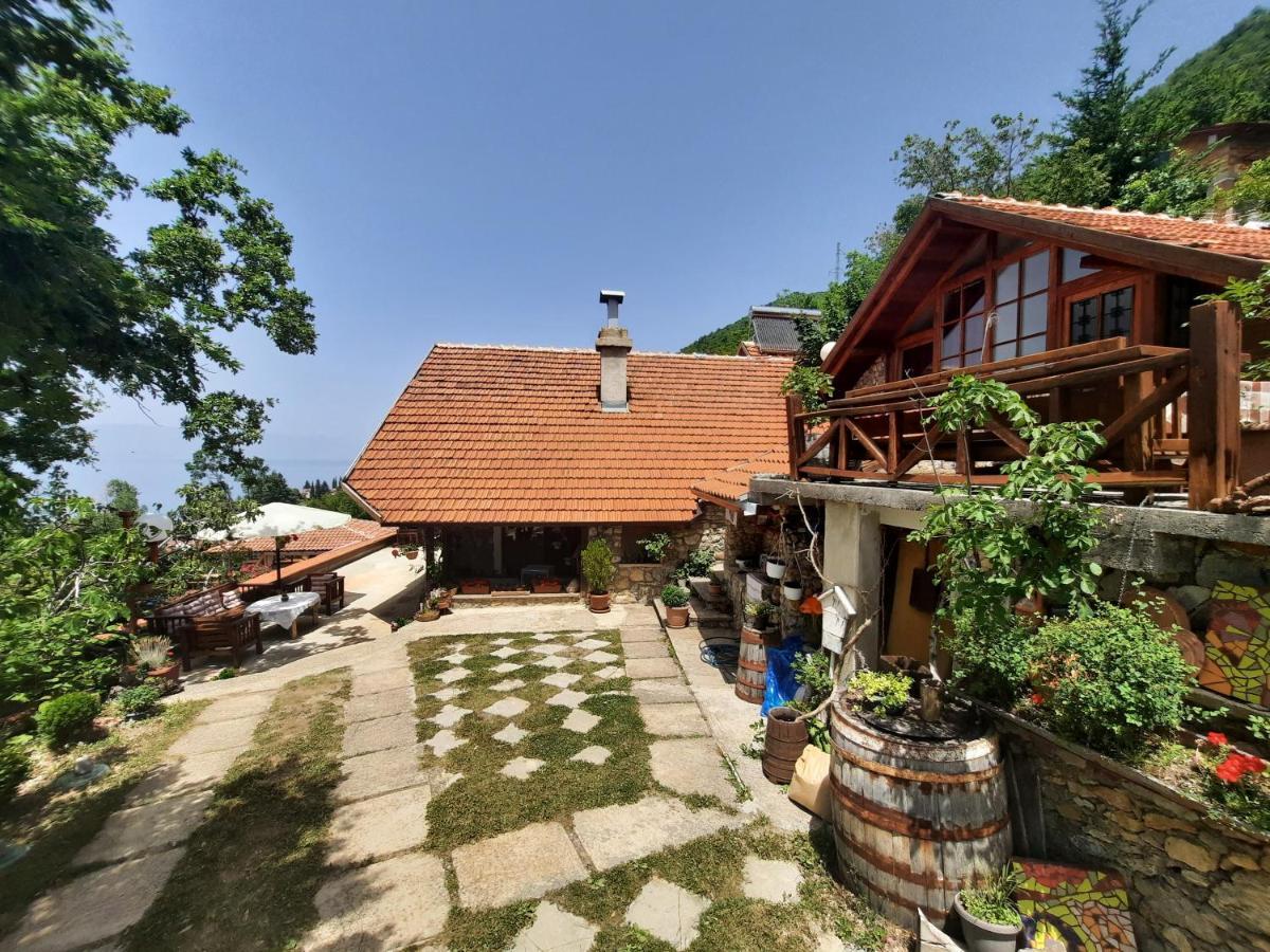 Robinson Sunset Guest House Lagadin Exterior foto