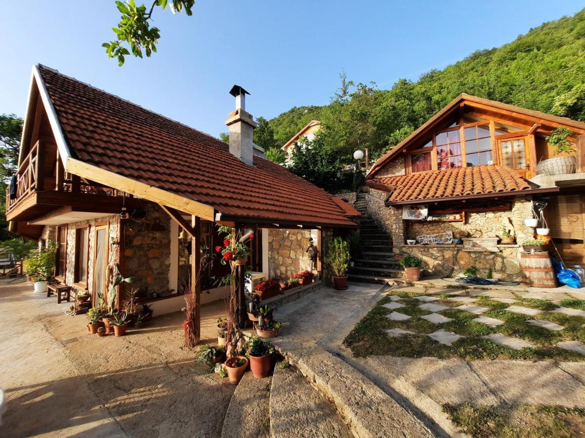 Robinson Sunset Guest House Lagadin Exterior foto