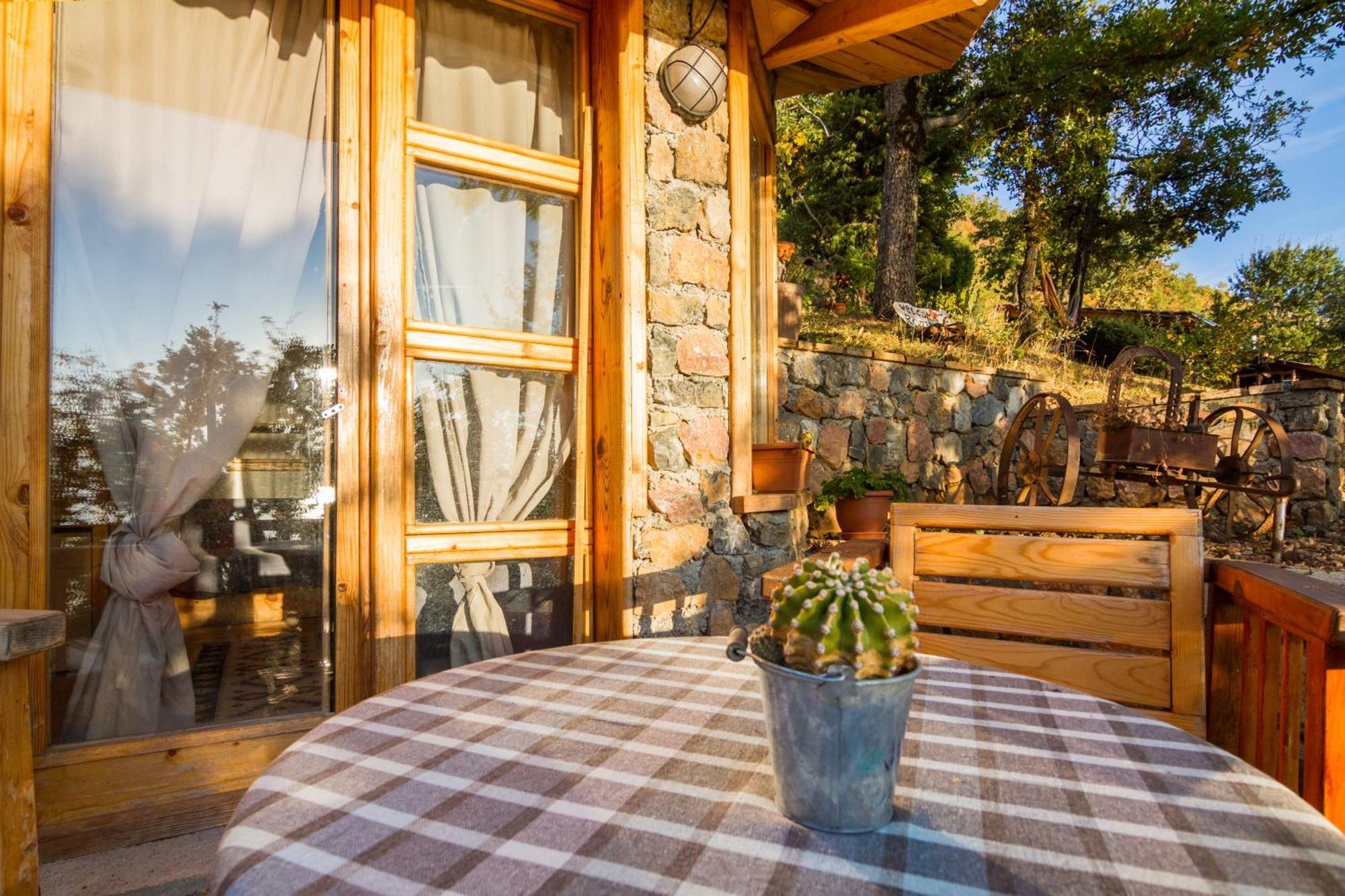 Robinson Sunset Guest House Lagadin Exterior foto