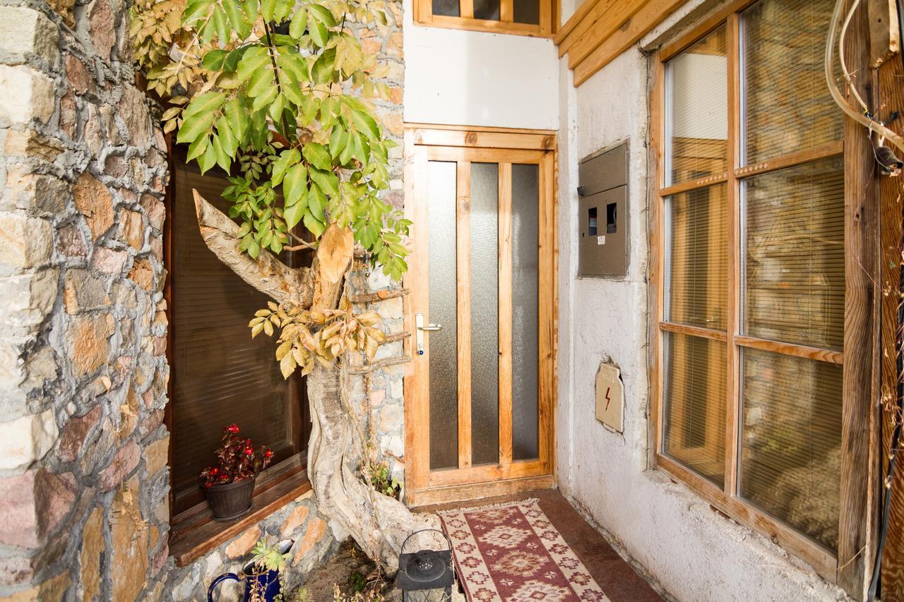 Robinson Sunset Guest House Lagadin Exterior foto