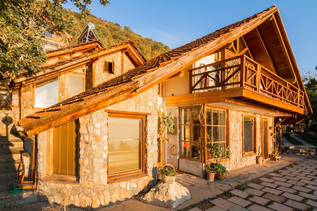 Robinson Sunset Guest House Lagadin Exterior foto